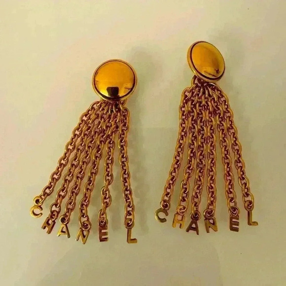 CHANEL Gold Plated Clip-On Chain Dangle/Button Earrings Vintage - Picture 3 of 9